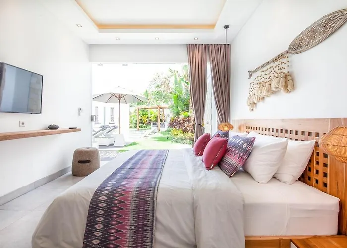Luxury 6br Villa, Canggu, 400m To Finns ヴィラ