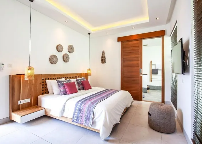 Villa Opulent 6 Br In Canggu, 400m To Finns Beach Haven