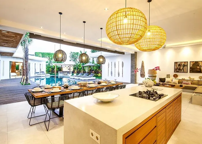 Villa Opulent 6 Br In Canggu, 400m To Finns Beach Haven *