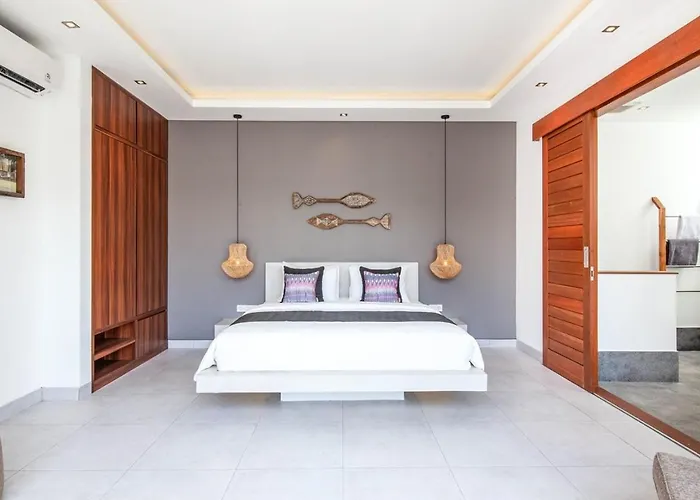 Opulent 6 Br In Canggu, 400m To Finns Beach Haven Canggu