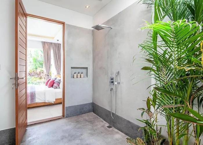 Opulent 6 Br In Canggu, 400m To Finns Beach Haven Villa