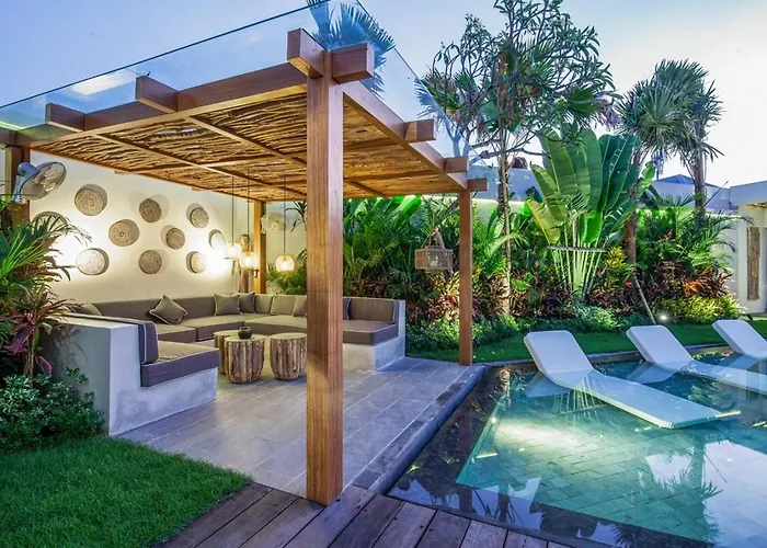 Villa Opulent 6 Br In Canggu, 400m To Finns Beach Haven