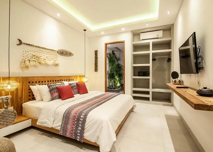 Luxury 6br Villa, Canggu, 400m To Finns チャングー