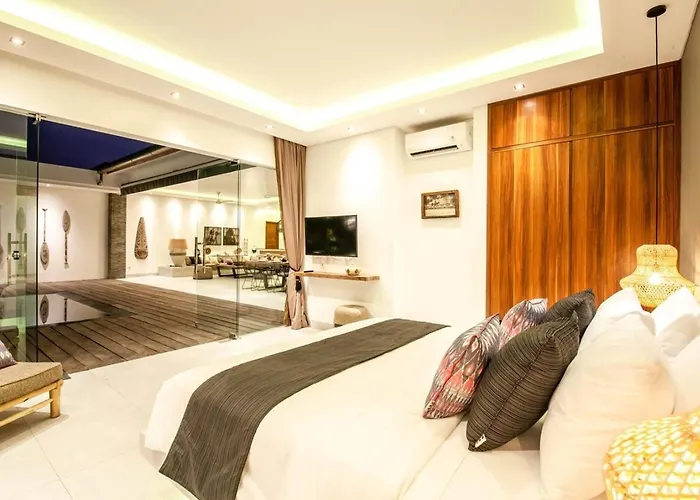 Luxury 6br Villa, Canggu, 400m To Finns ヴィラ チャングー